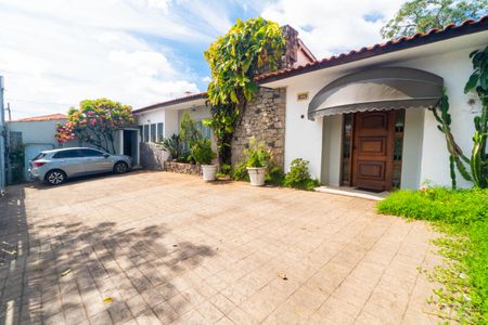 Casa à venda com 760m², 3 quartos e 8 vagasGaragem 2