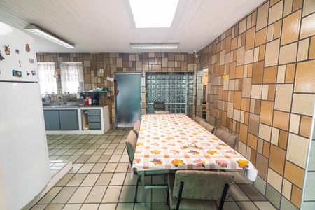 Casa à venda com 760m², 3 quartos e 8 vagasCozinha