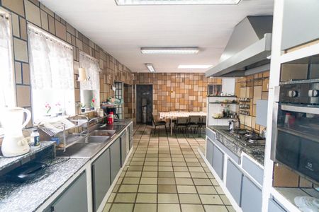 Casa à venda com 760m², 3 quartos e 8 vagasCozinha