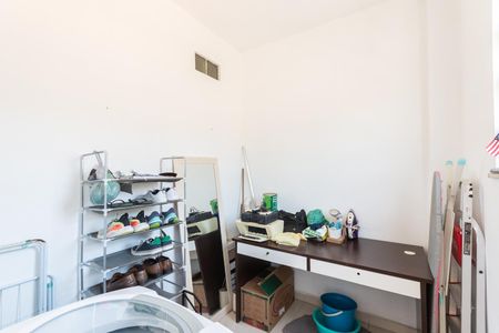 Apartamento para alugar com 71m², 2 quartos e 1 vagaQuarto de Serviço