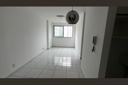 sala  de apartamento para alugar com 2 quartos, 46m² em Águas Claras, Brasília