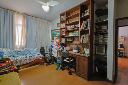 Casa à venda com 390m², 6 quartos e 6 vagasQuarto 3