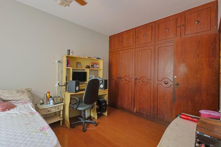 Casa à venda com 390m², 6 quartos e 6 vagasSuíte