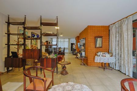 Sala de casa à venda com 6 quartos, 390m² em Serra, Belo Horizonte