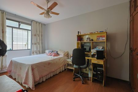 Casa à venda com 390m², 6 quartos e 6 vagasSuíte