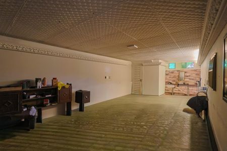 Casa à venda com 390m², 6 quartos e 6 vagasQuarto de serviço