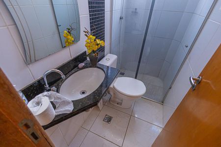 Casa de condomínio à venda com 135m², 3 quartos e 1 vagabanheiro