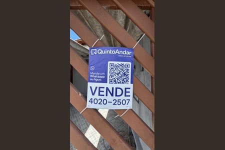 Casa à venda com 110m², 2 quartos e 2 vagasFachada