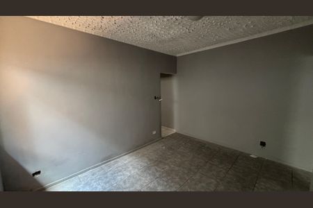 Sala de casa à venda com 2 quartos, 110m² em Jardim Pilar, Santo André