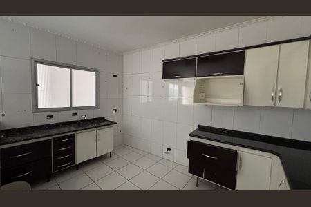 Casa à venda com 110m², 2 quartos e 2 vagasCozinha