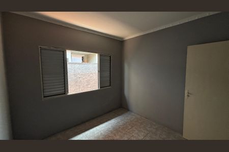 Casa à venda com 110m², 2 quartos e 2 vagasQuarto 