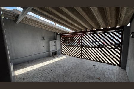 Casa à venda com 110m², 2 quartos e 2 vagasGaragem