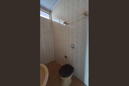 Casa à venda com 110m², 2 quartos e 2 vagasBanheiro da Suíte