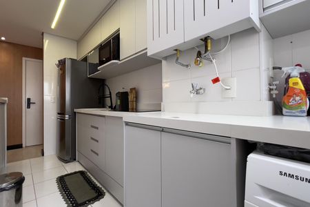 Apartamento à venda com 68m², 2 quartos e 1 vagaCozinha e Área de Serviço