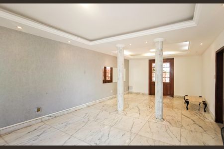 Sala de casa à venda com 5 quartos, 371m² em São Lucas, Belo Horizonte