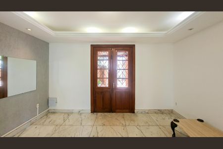 Sala de casa à venda com 5 quartos, 371m² em São Lucas, Belo Horizonte