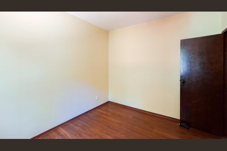 Casa à venda com 371m², 5 quartos e 6 vagasQuarto 5