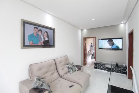 Casa à venda com 180m², 3 quartos e 4 vagasSala de TV
