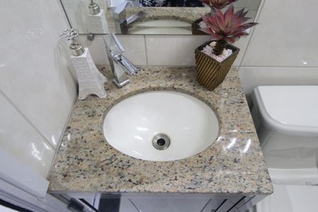 Casa à venda com 180m², 3 quartos e 4 vagasBanheiro Social