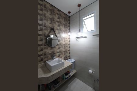 Casa à venda com 180m², 3 quartos e 4 vagasBanheiro da Suite