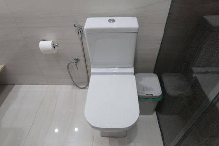 Casa à venda com 180m², 3 quartos e 4 vagasBanheiro da Suite