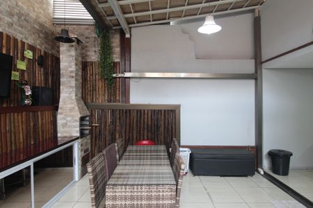 Casa à venda com 180m², 3 quartos e 4 vagasÁrea Gourmet