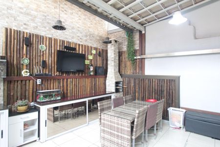 Casa à venda com 180m², 3 quartos e 4 vagasÁrea Gourmet