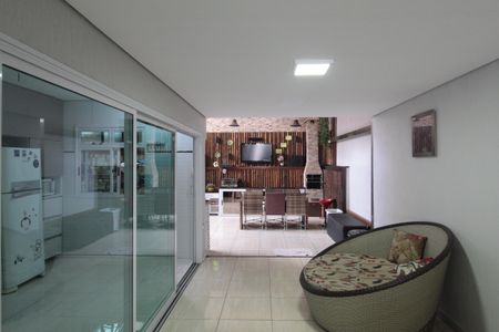 Casa à venda com 180m², 3 quartos e 4 vagasÁrea Gourmet