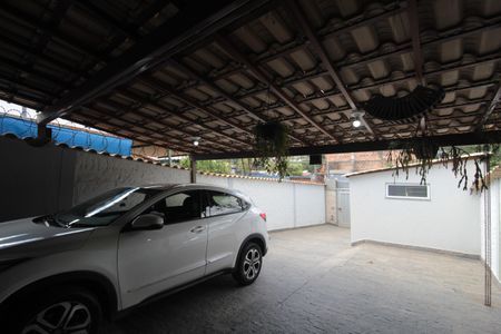 Casa à venda com 180m², 3 quartos e 4 vagasGaragem