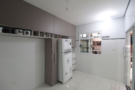 Casa à venda com 180m², 3 quartos e 4 vagasCozinha