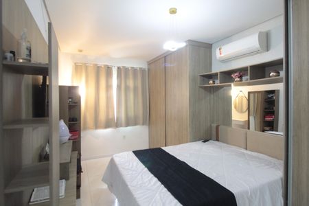 Casa à venda com 180m², 3 quartos e 4 vagasSuite