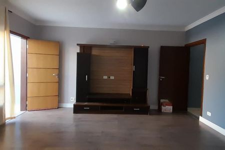 Casa à venda com 203m², 3 quartos e 4 vagas
