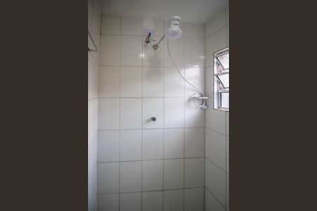 Banheiro de casa para alugar com 1 quarto, 45m² em Jardim Record, Taboão da Serra