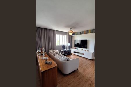 Apartamento à venda com 3 quartos, 126m² em Jardim Wanda, Taboão da Serra