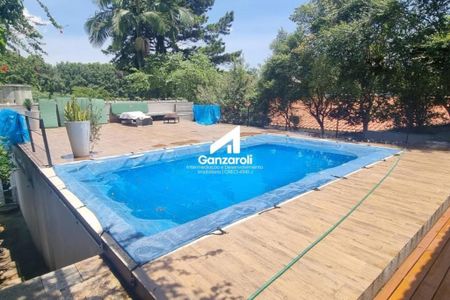 Casa à venda com 593m², 4 quartos e 4 vagas