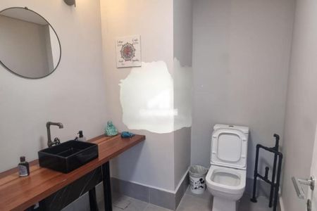 Casa à venda com 593m², 4 quartos e 4 vagas