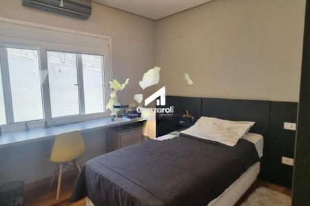 Casa à venda com 593m², 4 quartos e 4 vagas