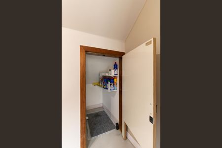 Casa à venda com 130m², 2 quartos e 1 vagaDispensa 