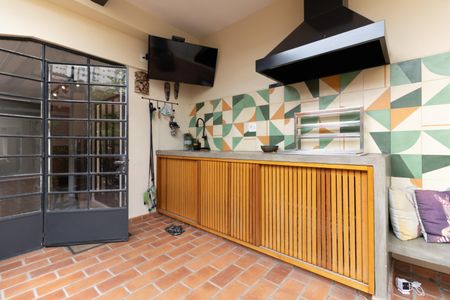 Casa à venda com 130m², 2 quartos e 1 vagaQuintal - Churrasqueira 