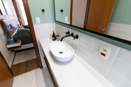 Casa à venda com 130m², 2 quartos e 1 vagaBanheiro da Suíte