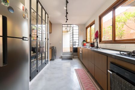 Casa à venda com 130m², 2 quartos e 1 vagaCozinha 