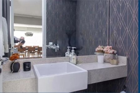 Apartamento à venda com 3 quartos, 127m² em Vila Firmiano Pinto, São Paulo