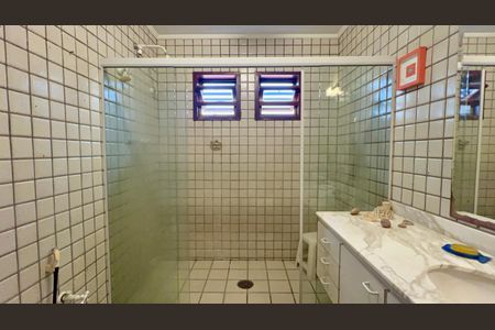 Casa à venda com 397m², 4 quartos e 4 vagasBanheiro