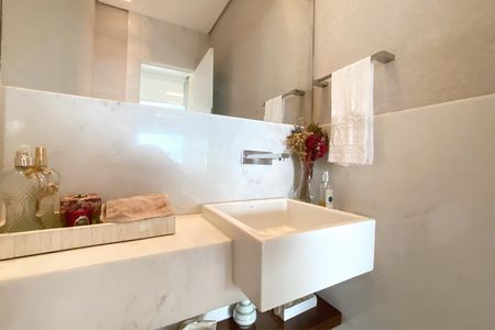 Apartamento à venda com 278m², 4 quartos e 4 vagasLavabo da Sala