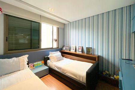 Apartamento à venda com 278m², 4 quartos e 4 vagasSuite 2