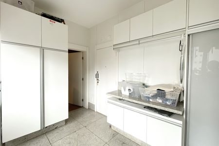 Apartamento à venda com 278m², 4 quartos e 4 vagasÁrea de Serviço