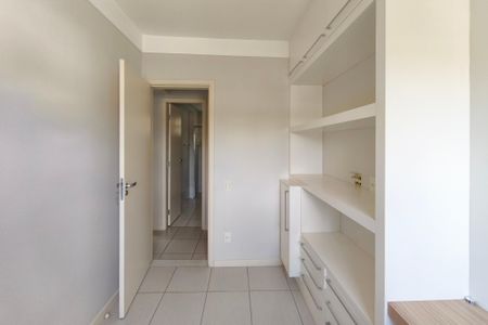 Apartamento à venda com 81m², 3 quartos e 2 vagasQuarto 3