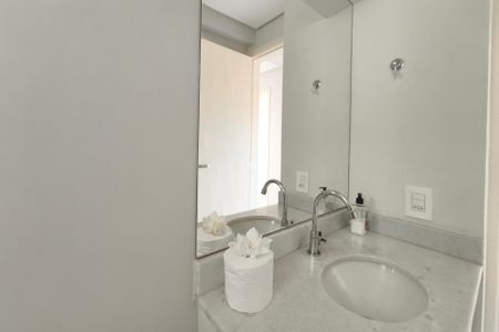 Apartamento à venda com 81m², 3 quartos e 2 vagasBanheiro Social