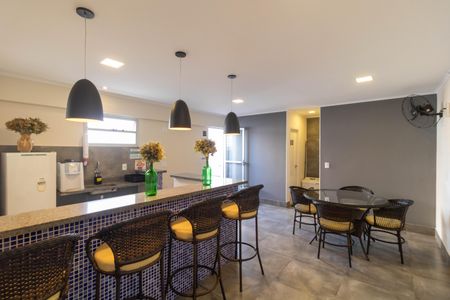 Apartamento para alugar com 48m², 2 quartos e 2 vagasÁrea comum - Salão de festas