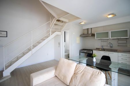 Apartamento para alugar com 2 quartos, 67m² em Vila Suzana, São Paulo